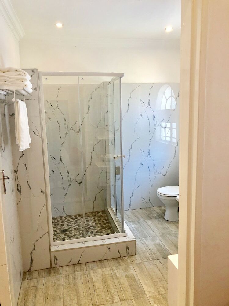 Hotel Lotus Guest House