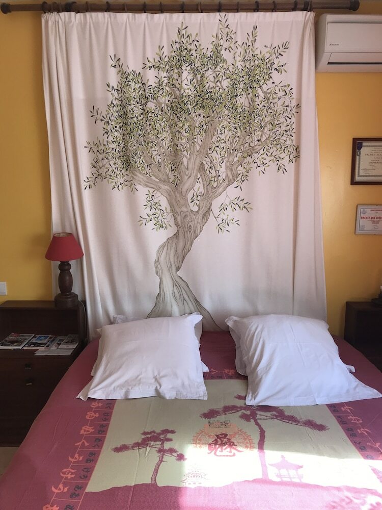 Hotel L'escarp�e Belle