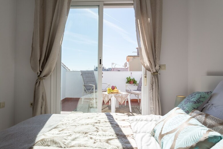 Apartamentos Ahro Suites Blanco Soler 3