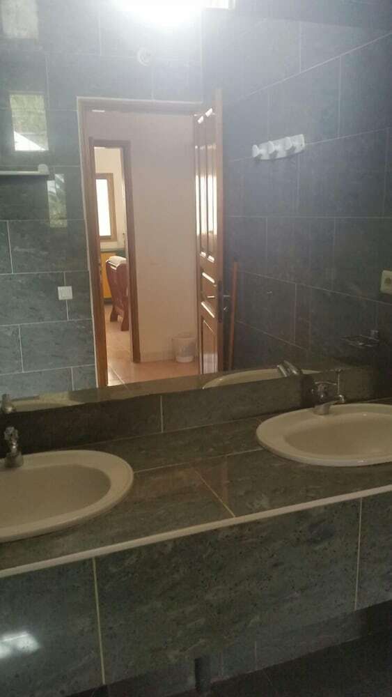 Apartamentos La Bougain Villa