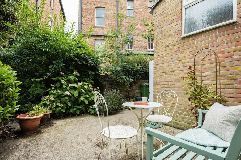 Apartamentos The Walton Gardens - Peaceful & Central 2bdr With Garden