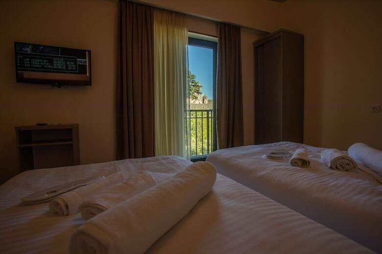 Hotel Green Town