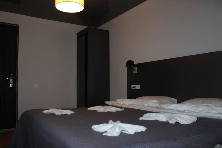 Hotel Green Town