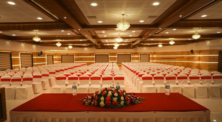 Hotel Kabani Palace