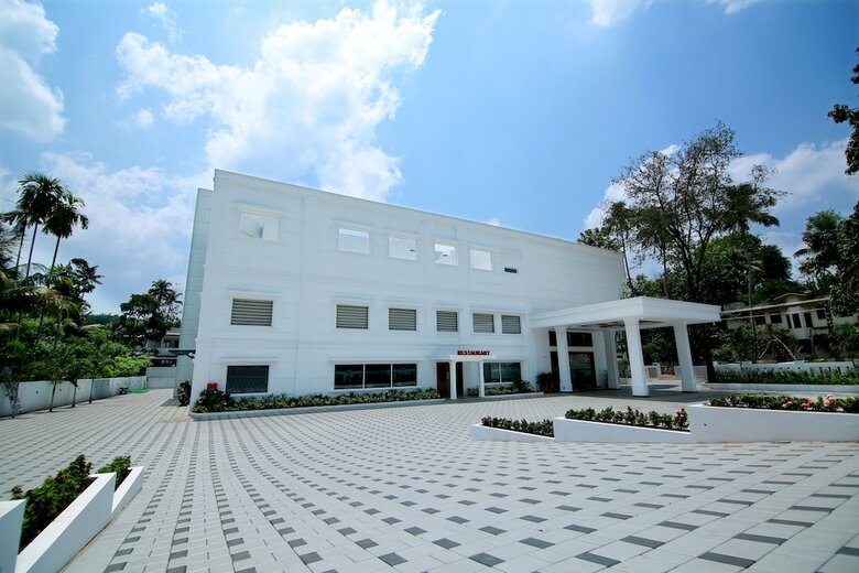 Hotel Kabani Palace
