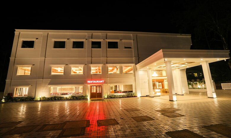 Hotel Kabani Palace