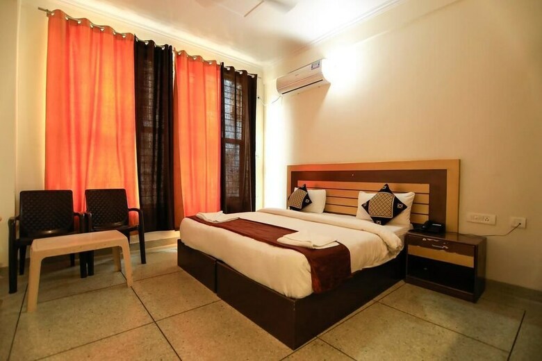 Hotel Shanti Residency