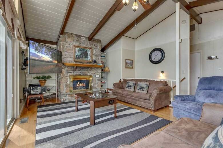 Bear View Chalet - Three Bedroom Cabin