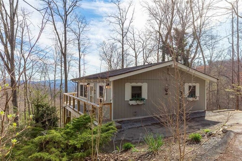 Bear View Chalet - Three Bedroom Cabin