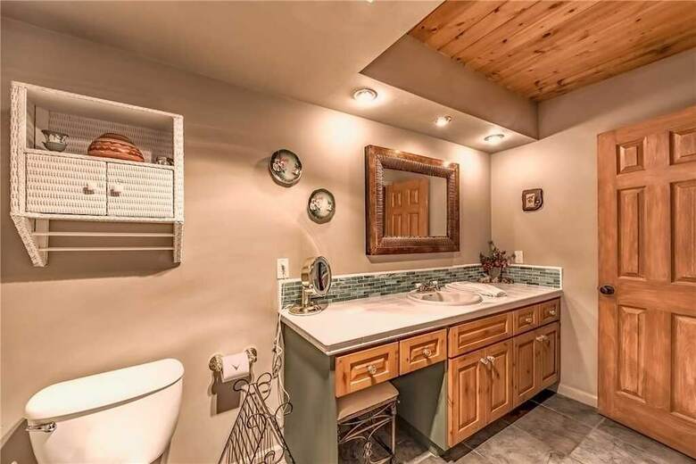 Paradise On The River - Three Bedroom Cabin