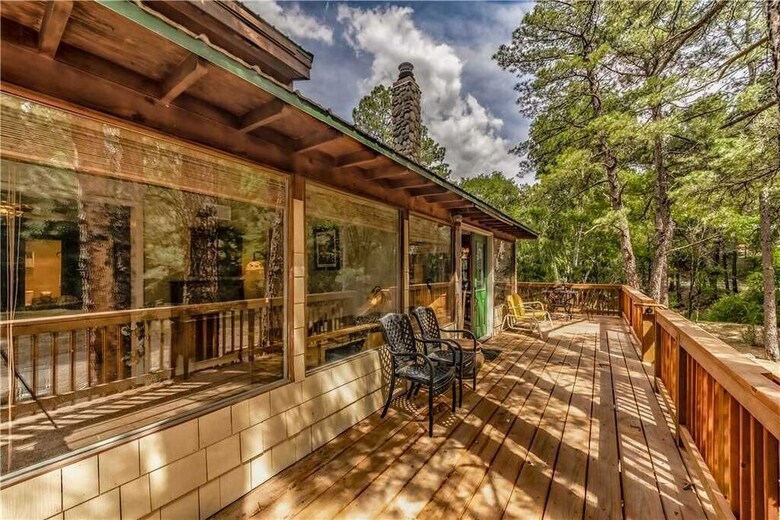 Paradise On The River - Three Bedroom Cabin