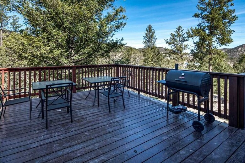 Lassie's Lodge - Three Bedroom Cabin
