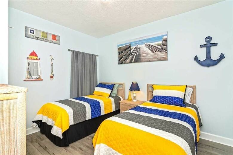 Ocean Ritz 1703 - Four Bedroom Condo