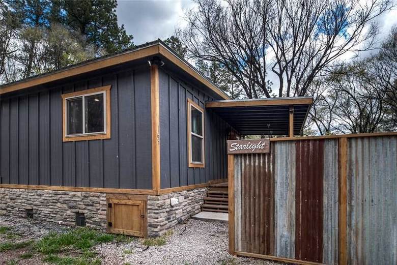 Starlight Cabin - One Bedroom Cabin