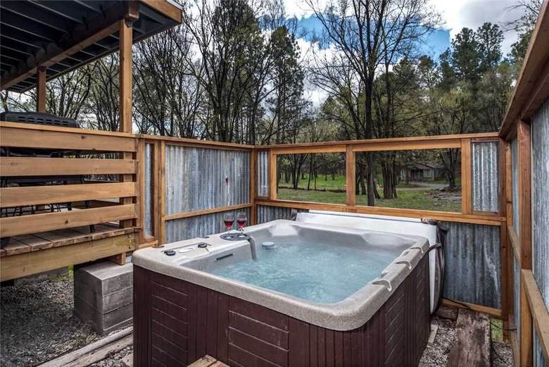 Starlight Cabin - One Bedroom Cabin