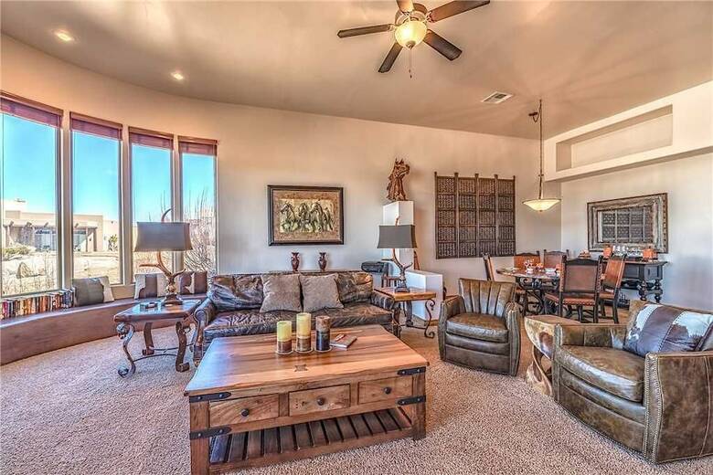 Rainmaker Retreat - Three Bedroom Cabin