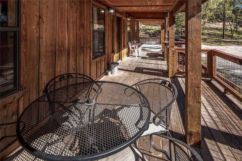 Riverside Dreams - Three Bedroom Cabin