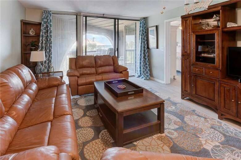 Hibiscus 301d - Two Bedroom Condo With Ocean View