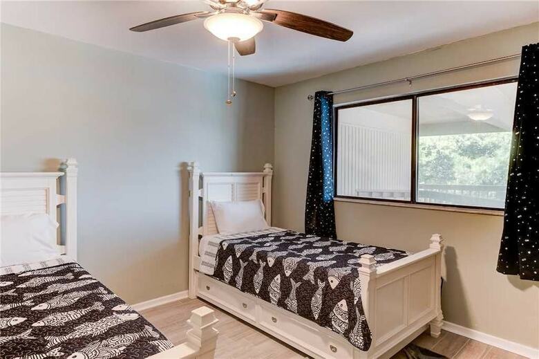 Hibiscus 301d - Two Bedroom Condo With Ocean View