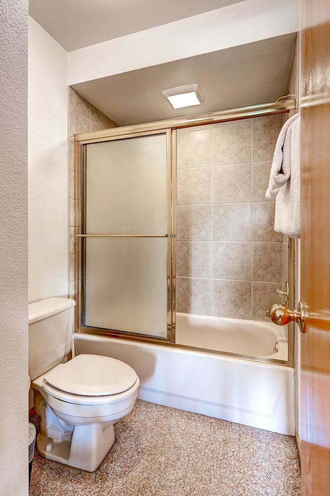 Lake Forest Condos By Crmr
