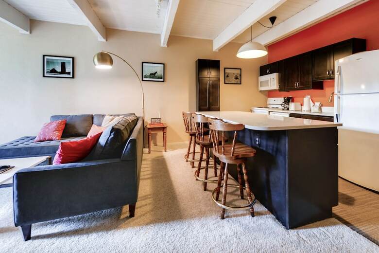Sundowner Condos By Crmr
