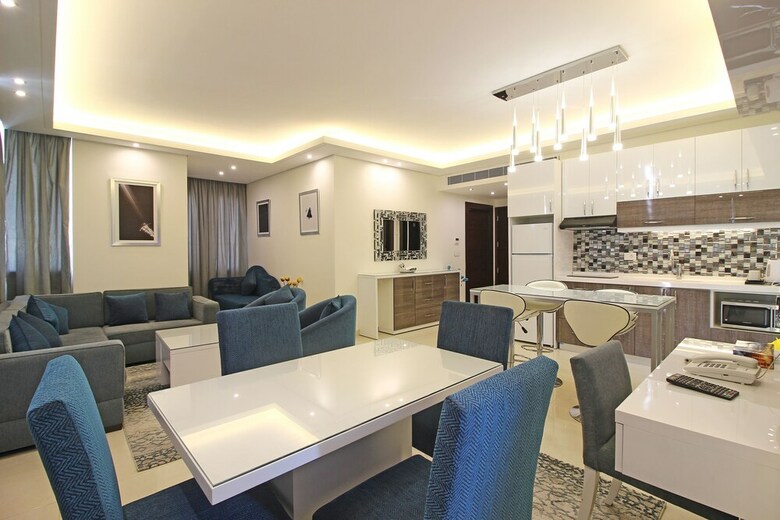 Aparthotel Palm Ville Suites