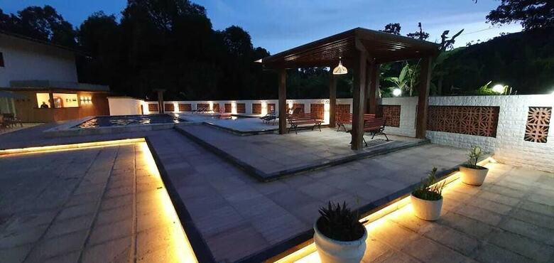 Hotel Cantinho Das Flores