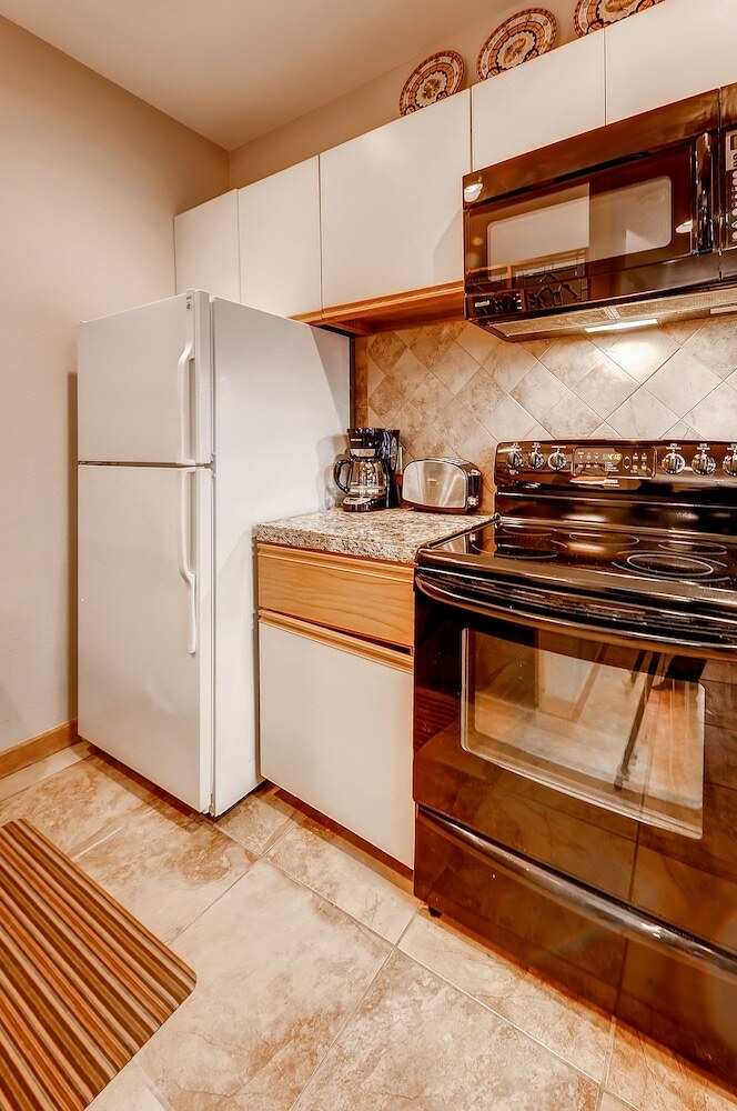 River Glen Condos By Crmr
