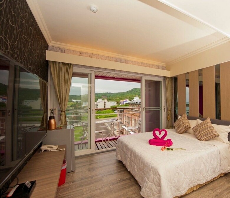Bed & Breakfast Pin Chiao Hotel