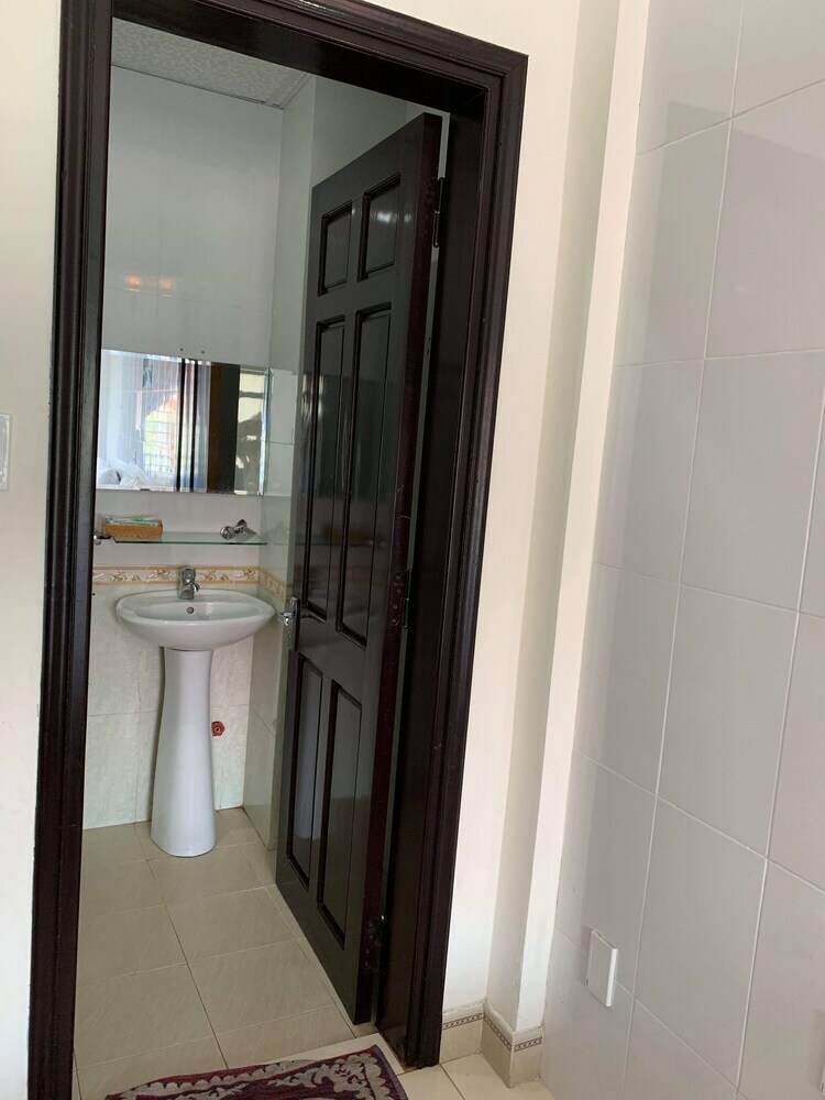 Hotel Guesthouse Phuong Hong
