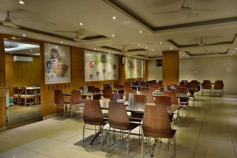 Hotel Raja Rani Residency