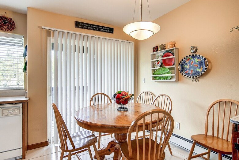 The Pointe Town Homes By Crmr