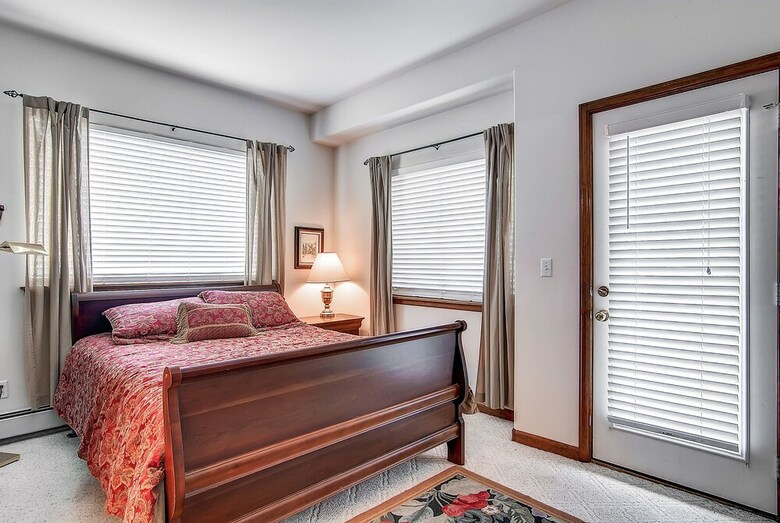 The Pointe Town Homes By Crmr