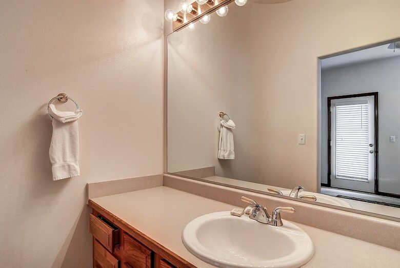 The Pointe Town Homes By Crmr