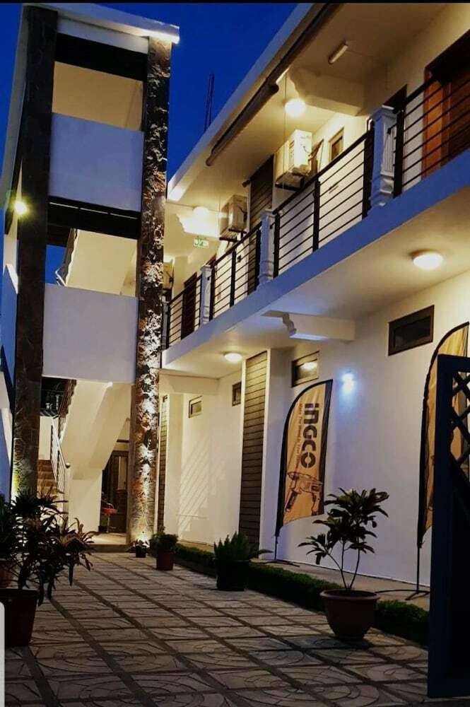 Hotel Royal Attitude Business Complex
