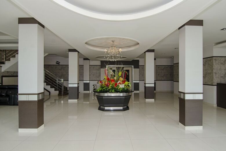 Oyo 865 Halim Hotel