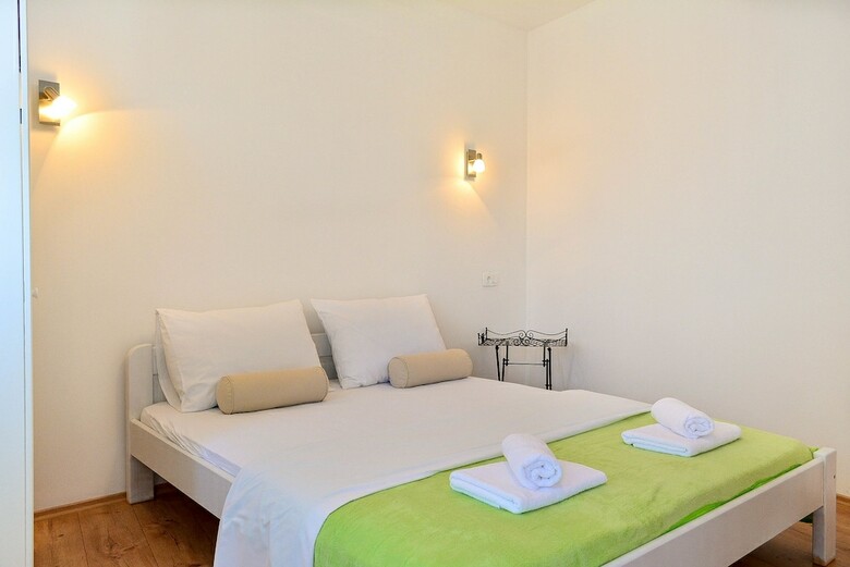 Golden B&B