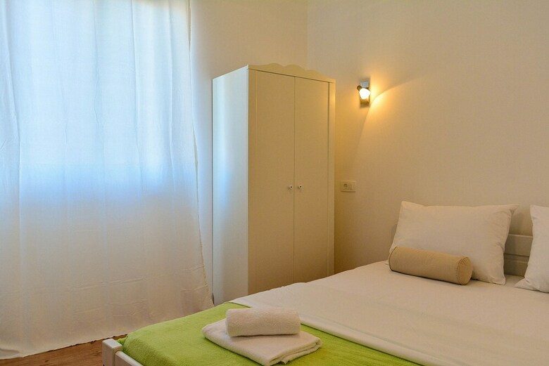 Golden B&B