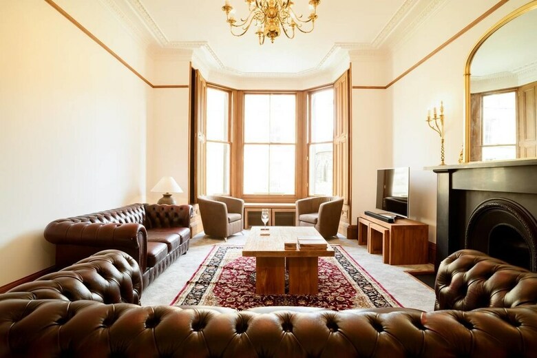 Apartamentos 5 Bedroom Apt Near Meadows & George Square