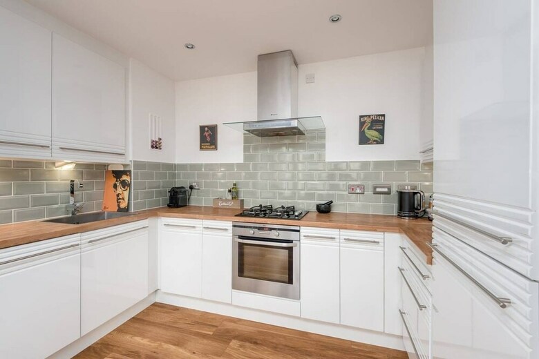 Apartamentos Ultra Stylish 2 Bed/2 Bath With Balcony & Parking