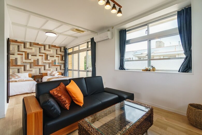 Ikidane House Onnason Maeda
