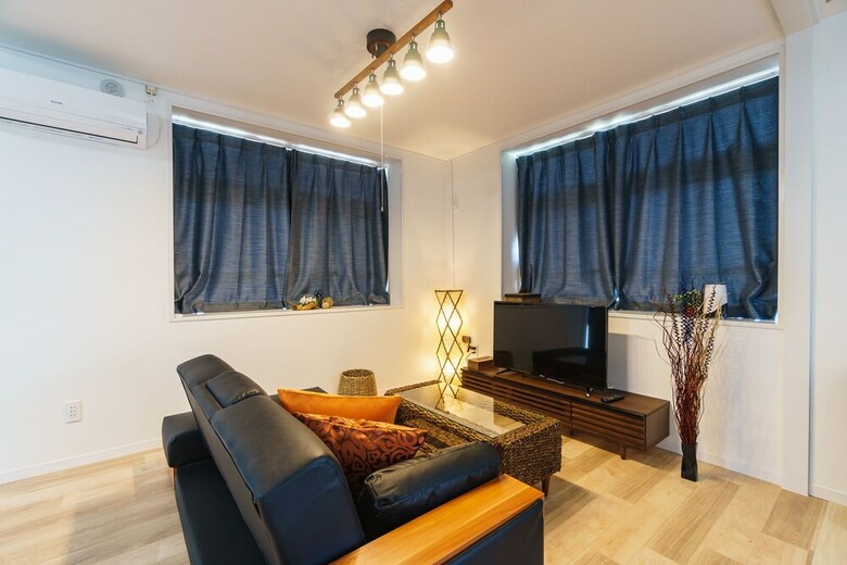 Ikidane House Onnason Maeda