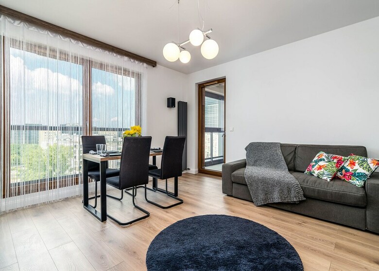 Warsaw Spire Business Apartment