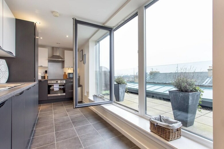 Apartamentos Luxury Penthouse Secc/hydro W/balcony & Parking