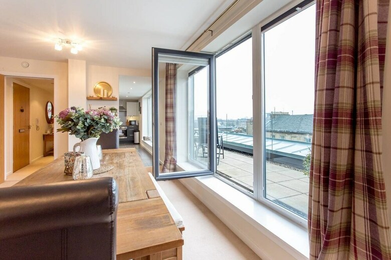 Apartamentos Luxury Penthouse Secc/hydro W/balcony & Parking