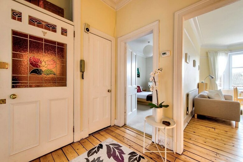 Apartamentos Naturally Well-lit And Intimate 2-bedroom West End Apt