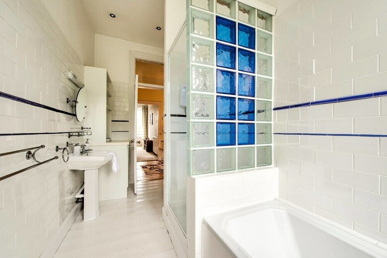 Apartamentos Naturally Well-lit And Intimate 2-bedroom West End Apt