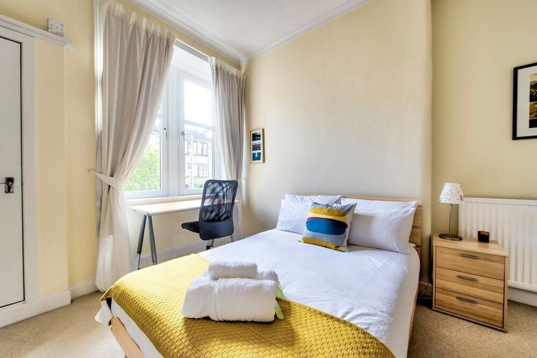 Apartamentos Naturally Well-lit And Intimate 2-bedroom West End Apt