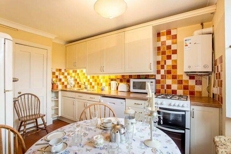 Apartamentos Calton Hill Idyllic Cottage Feel Next 2 Princes St