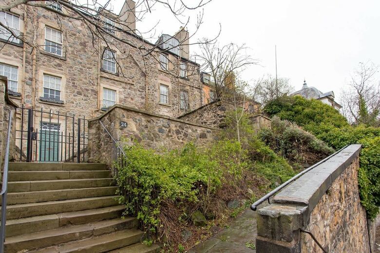 Apartamentos Calton Hill Idyllic Cottage Feel Next 2 Princes St